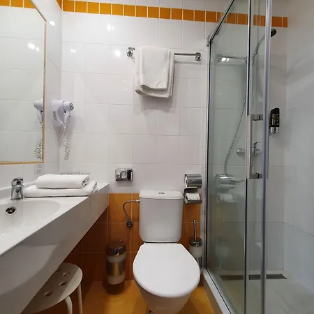 Royal Plaza Otel