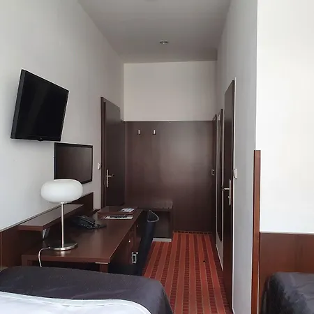 Royal Plaza 3* Prague