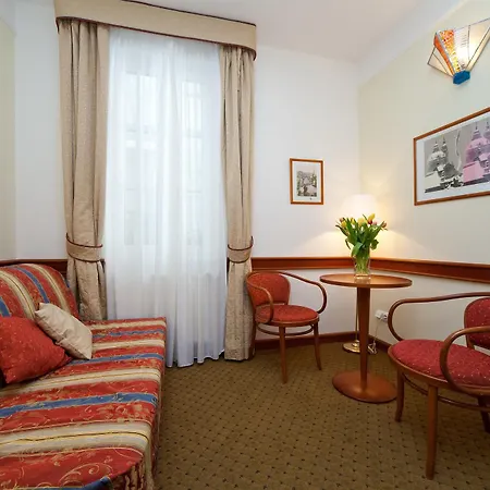 Hotel Boutique 16 4*