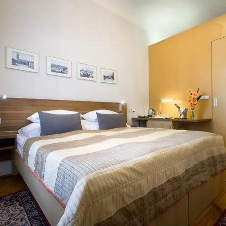 Otel Monastery Prag