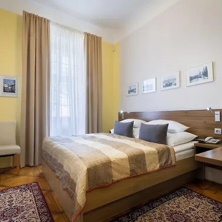 Otel Monastery 4*