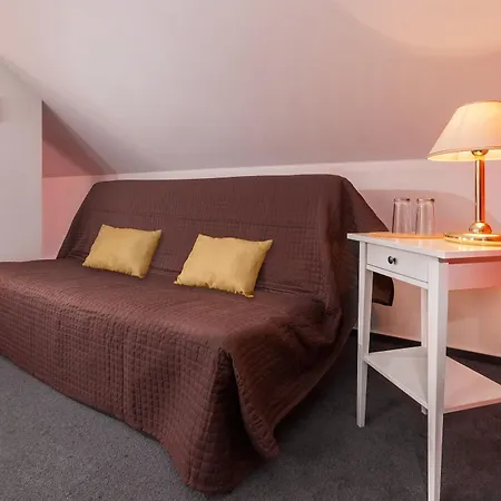 Hotel Augustus Et Otto 4*
