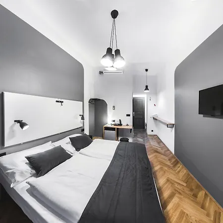 Czech Hostal *