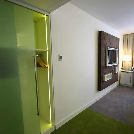 Hotell Pure White Prag