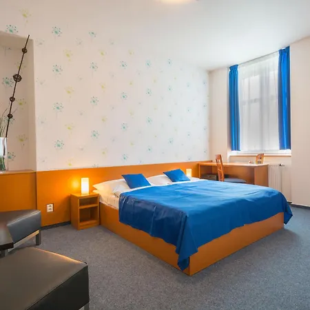Adeba Hotel 3*