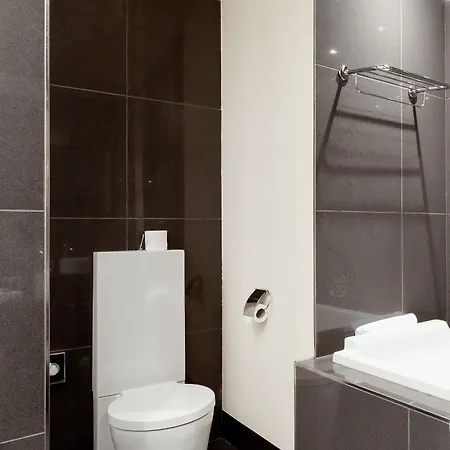 Old Town Square By Emblem Aparthotel 5*