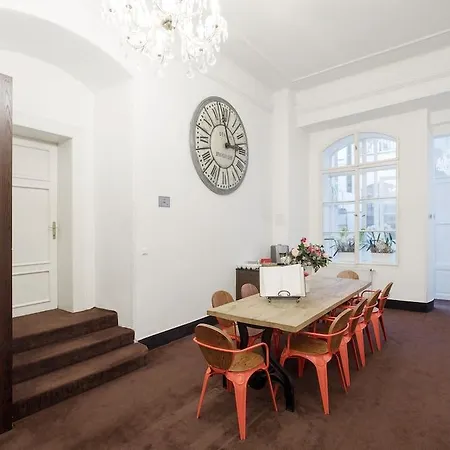 Old Town Square By Emblem Apartmanhotel 5*