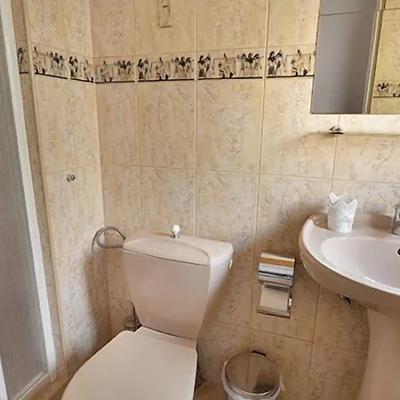Hotel Anette 3*