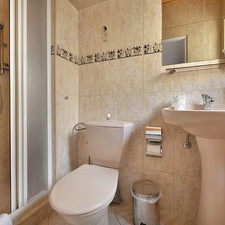 Anette Hotel 3*