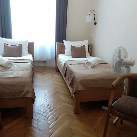 Merlin Hotel 3*
