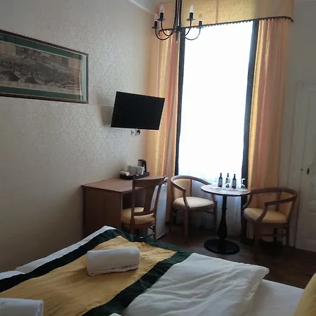 Merlin Hotel 3*