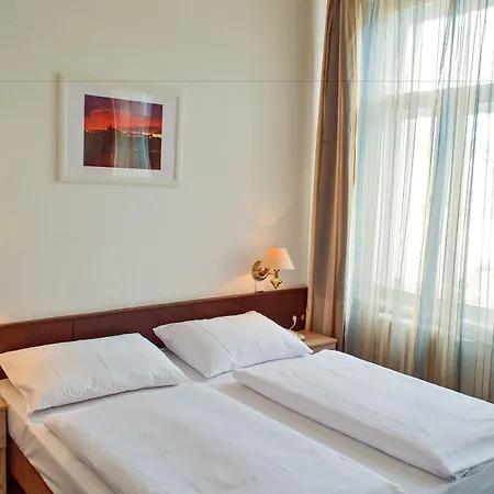 Hotell Meran 3*