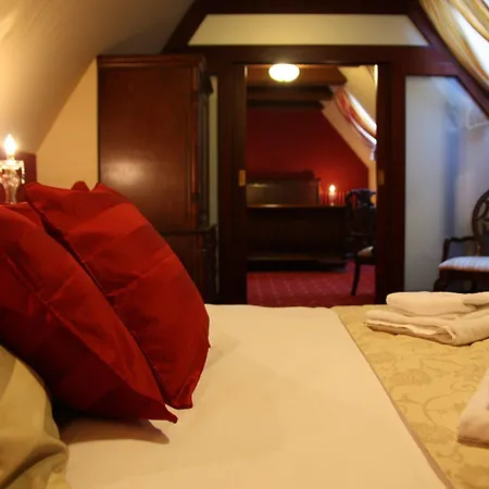 Golden Age Hotel
