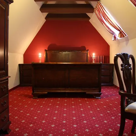 Golden Age Hotel 3*