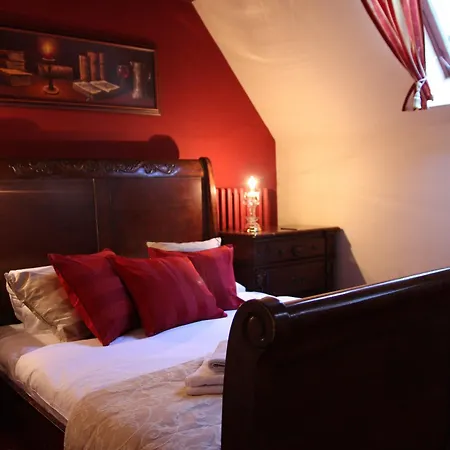 Golden Age Otel