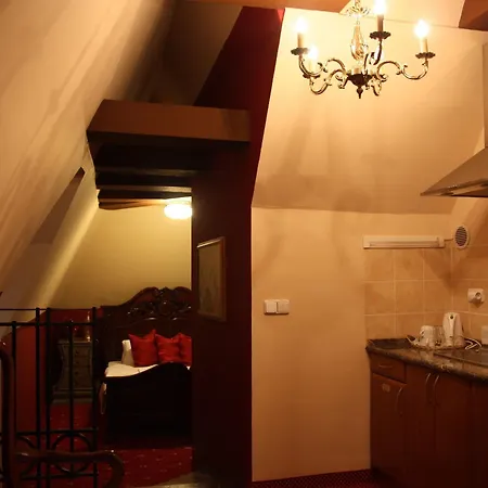 Otel Golden Age Prag