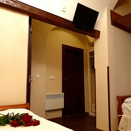 Golden Age Otel Prag