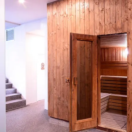 Hostal Plus Prague