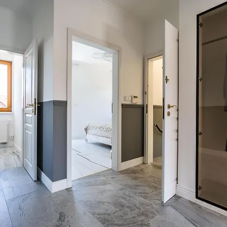 Serenity With Garden Jacuzzi Villa Prague