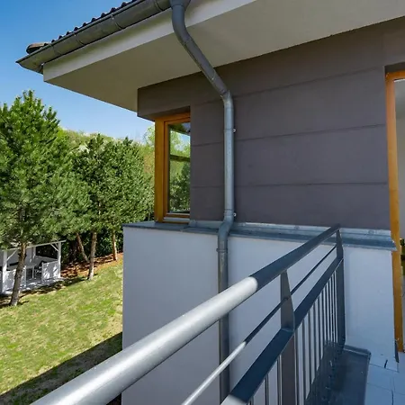Villa Serenity With Garden Jacuzzi