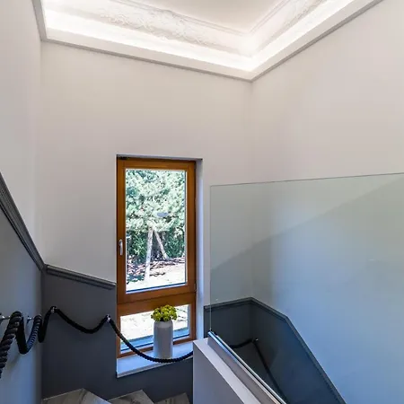 Serenity With Garden Jacuzzi Villa *