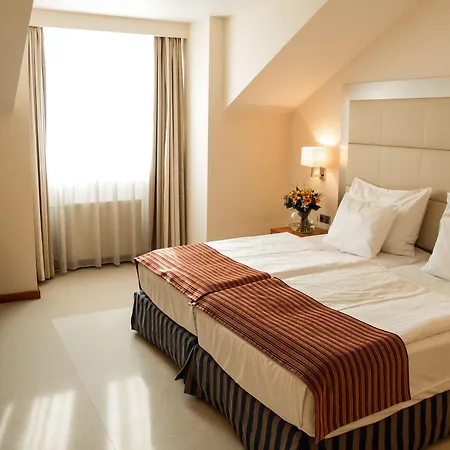 Design Merrion 4*