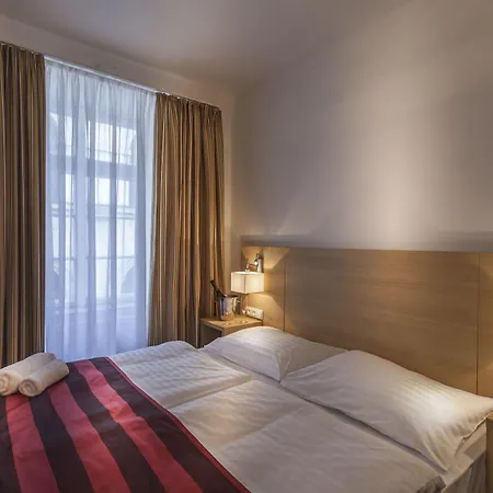Little King U Malvaze Hotel 4*