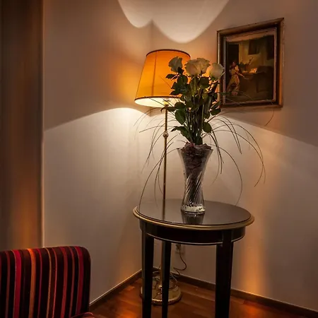 Hotel Residencia U Malvaze 4*