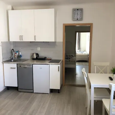 Apartment Happy 11