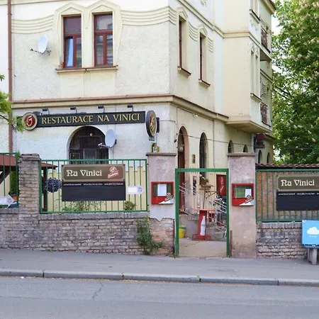 Pravouhla * Praha