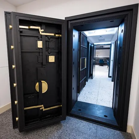 The Gold Bank 4* Praga