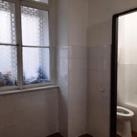 Downtown Minimalistic In Flatshare Prague