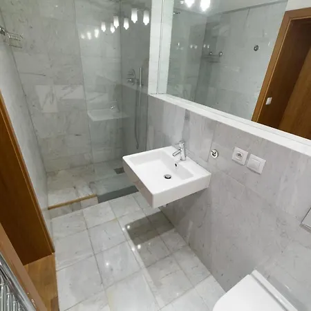 Hastal Gallery Apartment *
