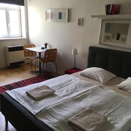 Cosy Near Florenc In * Prague