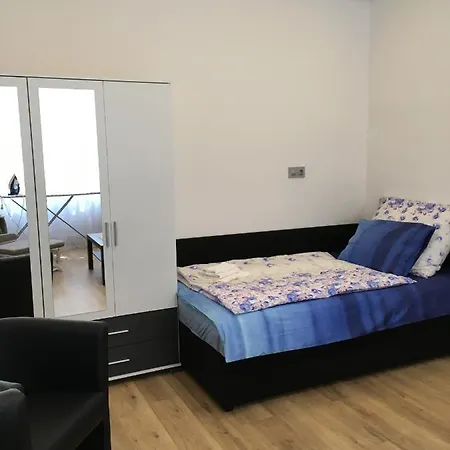 Diplomat Homestay Prague