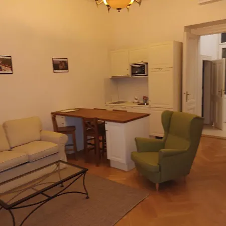Apartment Salvator Church Great *