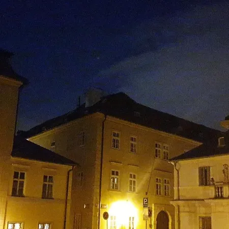 Laxmi Happy Home In Prague *