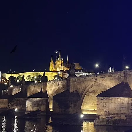 Laxmi Happy Home In Prague * Prag