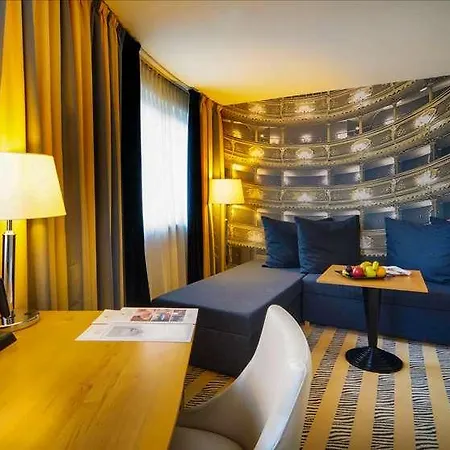 Otel Don Giovanni - Great Of The World