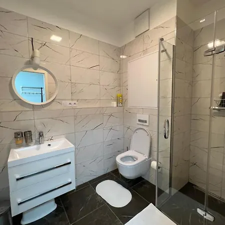 Apartment The Dante - Family With Free Parking Prague
