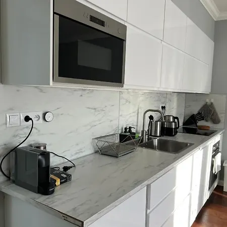 The Dante - Family With Free Parking Apartment Prague