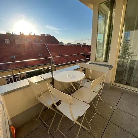 The Dante - Family With Free Parking Apartment *