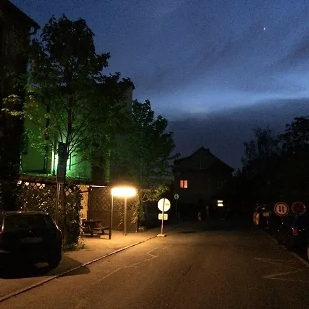 Wolf 3* Prag