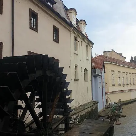 Laxmi Happy Home In Prague * Prag