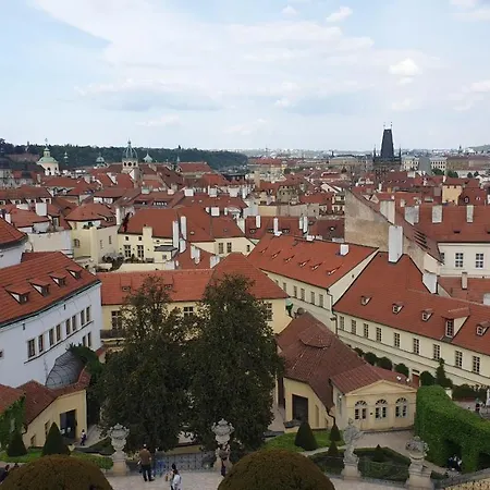 Apartment Laxmi Happy Home In Prague Prag
