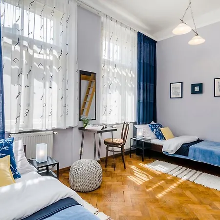 Near Old Town By Michal&friends Appartamento *