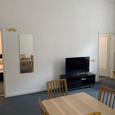 Little Tom Apartment
