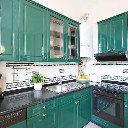 Karolina Apartment
