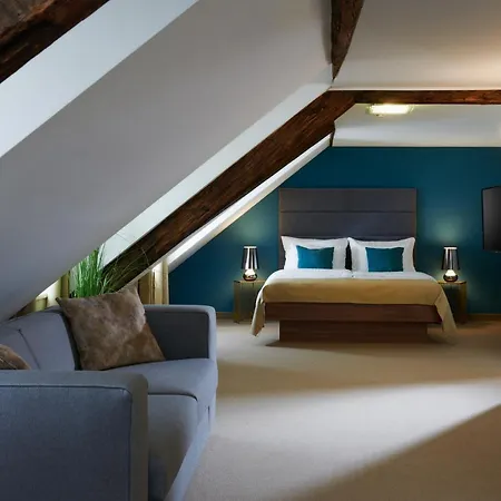 Golden Angel By Adrez Aparthotel Prague