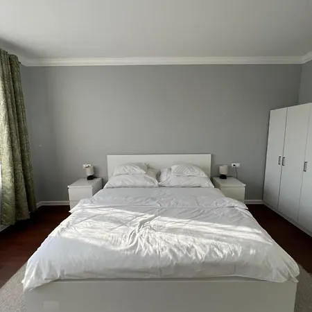 Apartment The Dante - Family With Free Parking Prague